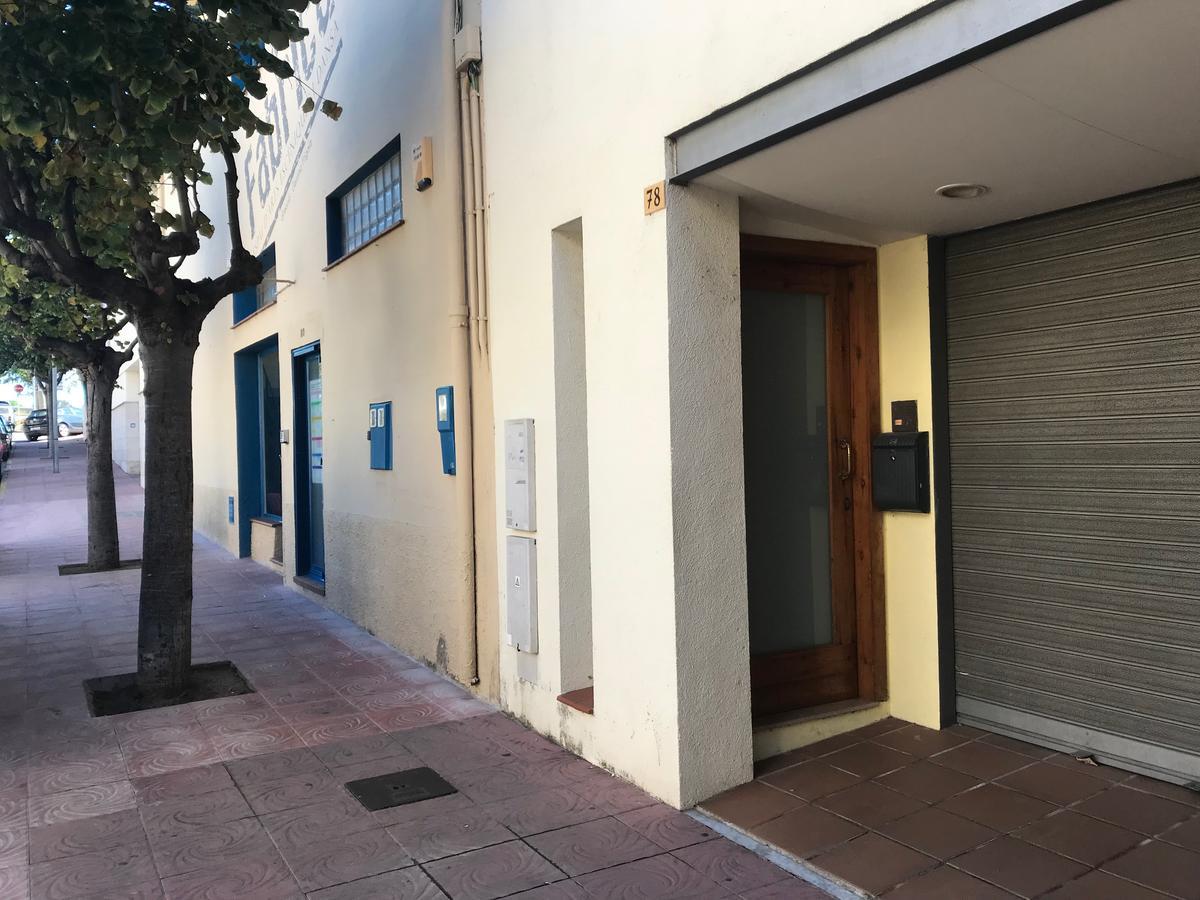 Apartaments Ample Port Marina Palamós Eksteriør billede