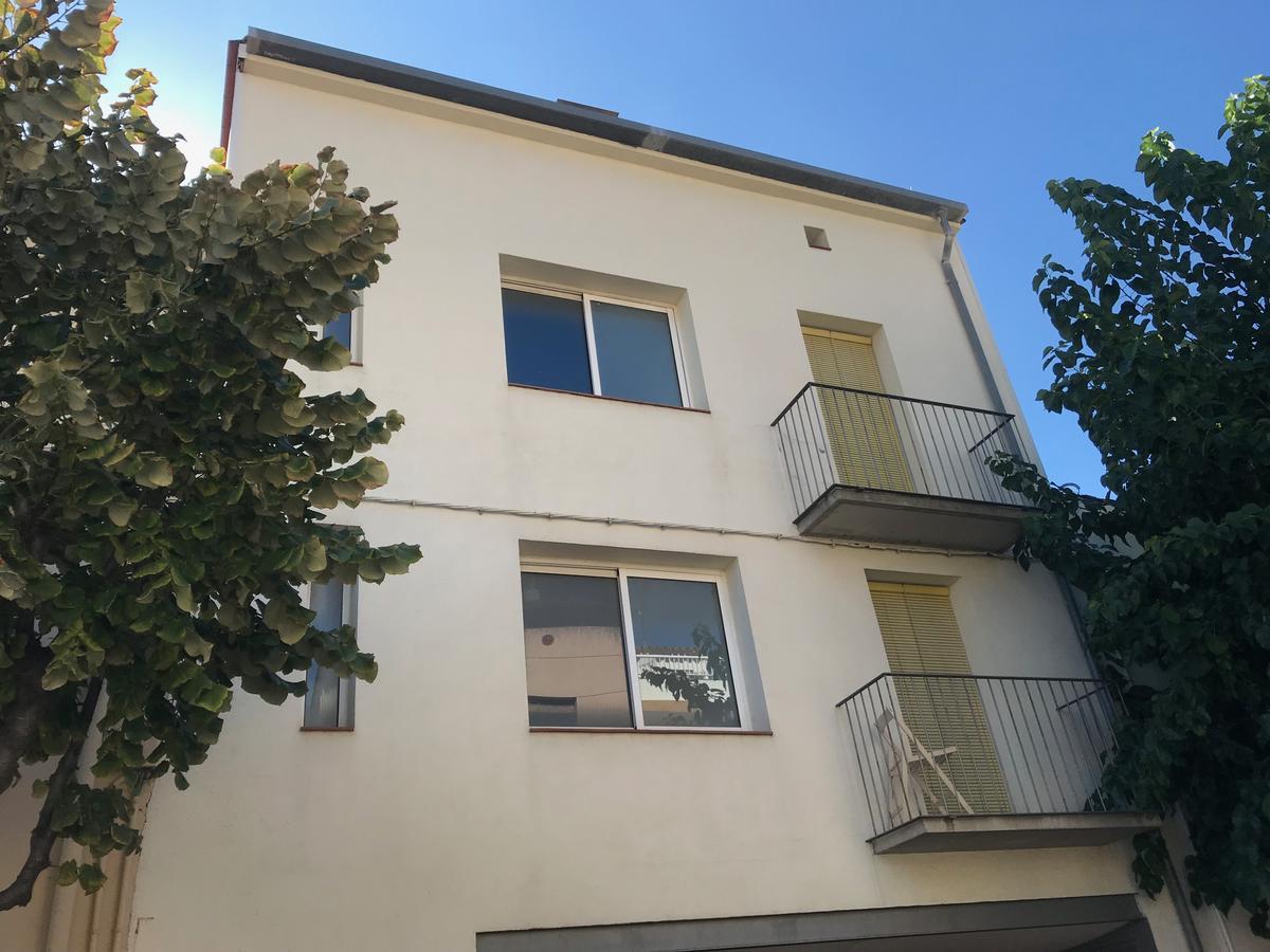 Apartaments Ample Port Marina Palamós Eksteriør billede