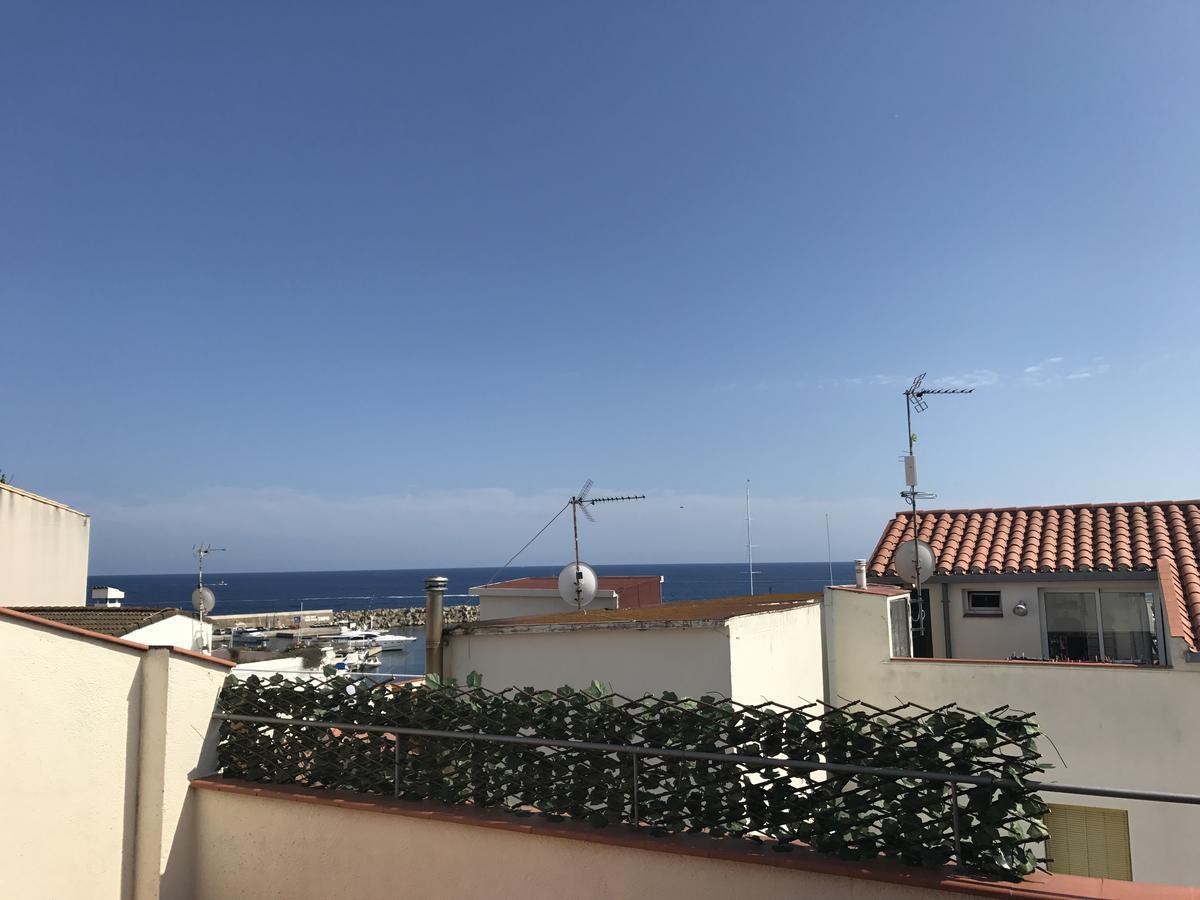 Apartaments Ample Port Marina Palamós Eksteriør billede