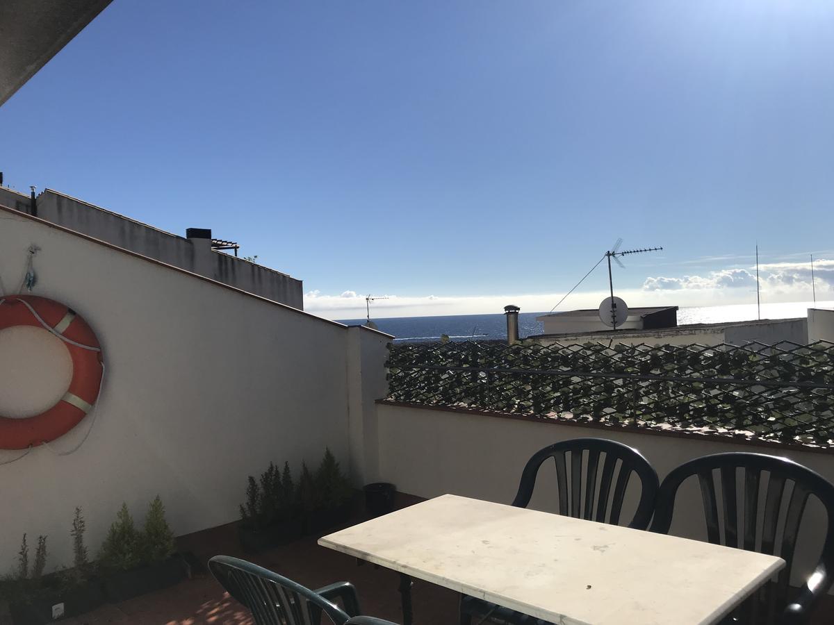 Apartaments Ample Port Marina Palamós Eksteriør billede
